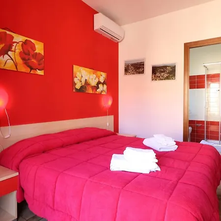 Di Ponente Bed & Breakfast 3*