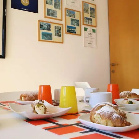 Bed & Breakfast Di Ponente 3*